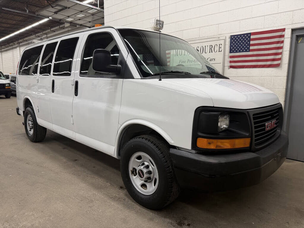 GMC Savana