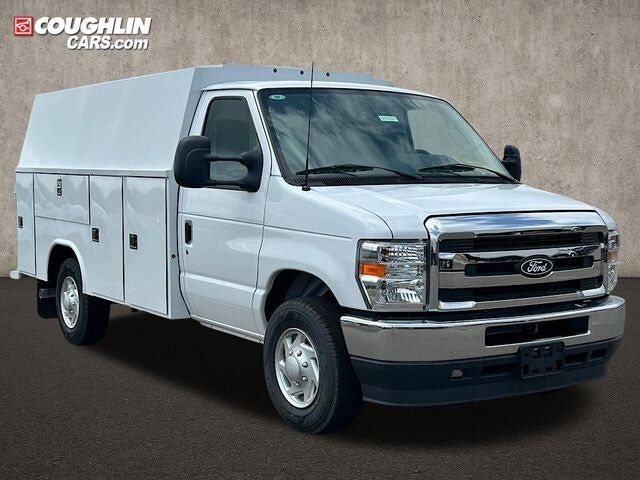 2026 FORD E-350