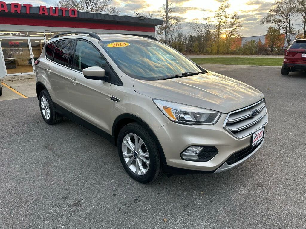2018 FORD Escape