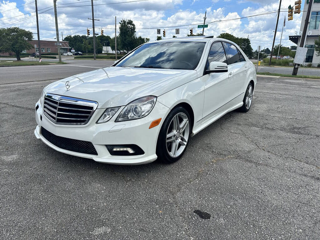 2011 MERCEDES-BENZ E-Class