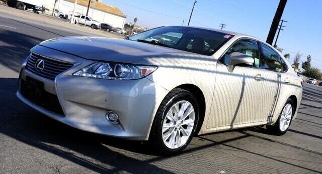 2014 LEXUS ES
