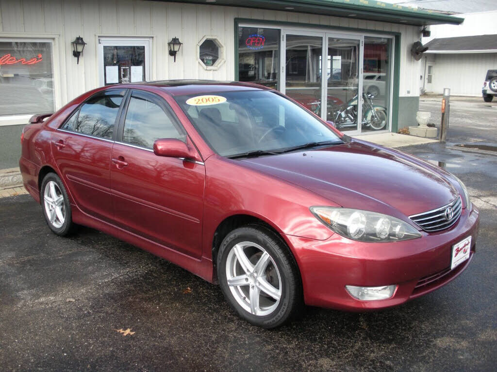 2005 TOYOTA Camry
