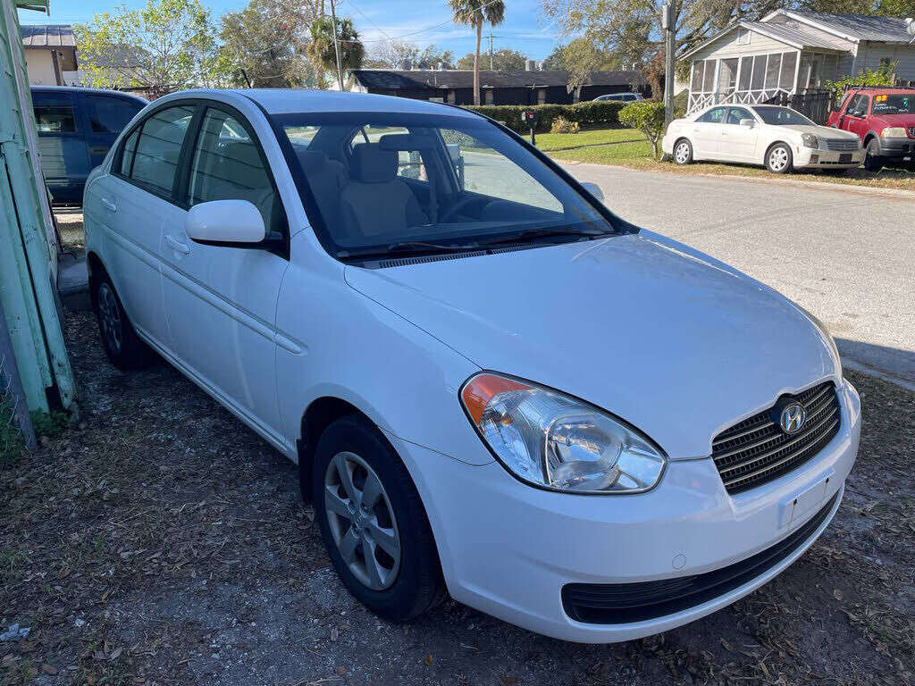 2010 HYUNDAI Accent