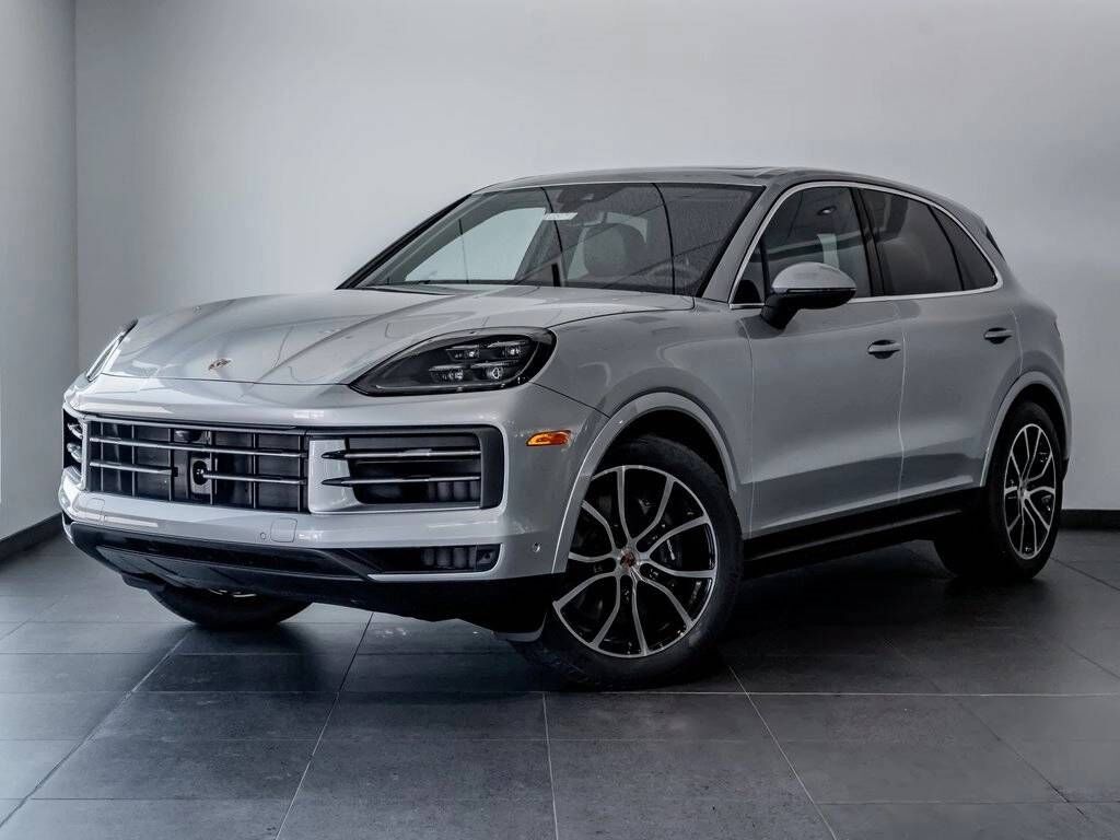 2025 PORSCHE Cayenne