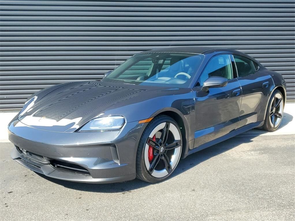2025 PORSCHE Taycan