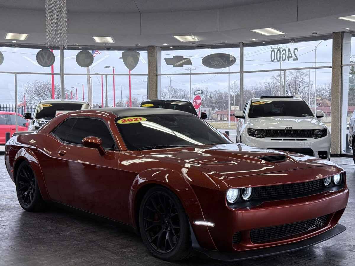 2021 DODGE Challenger