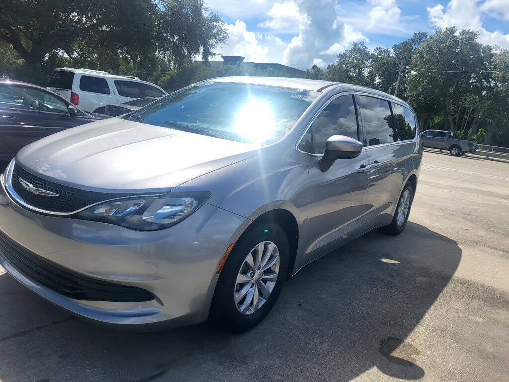 2017 CHRYSLER Pacifica