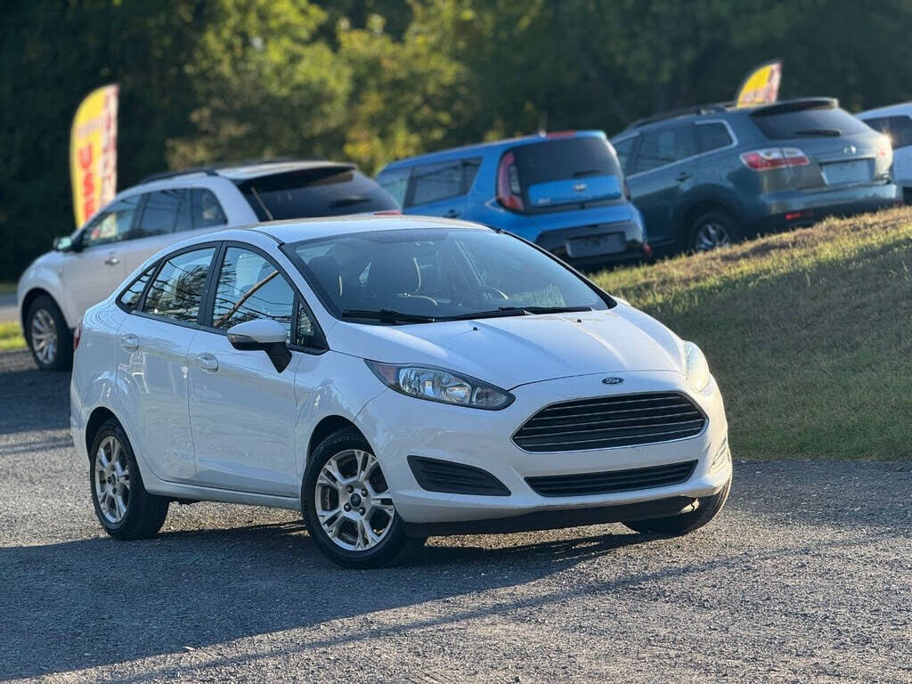 2015 FORD Fiesta