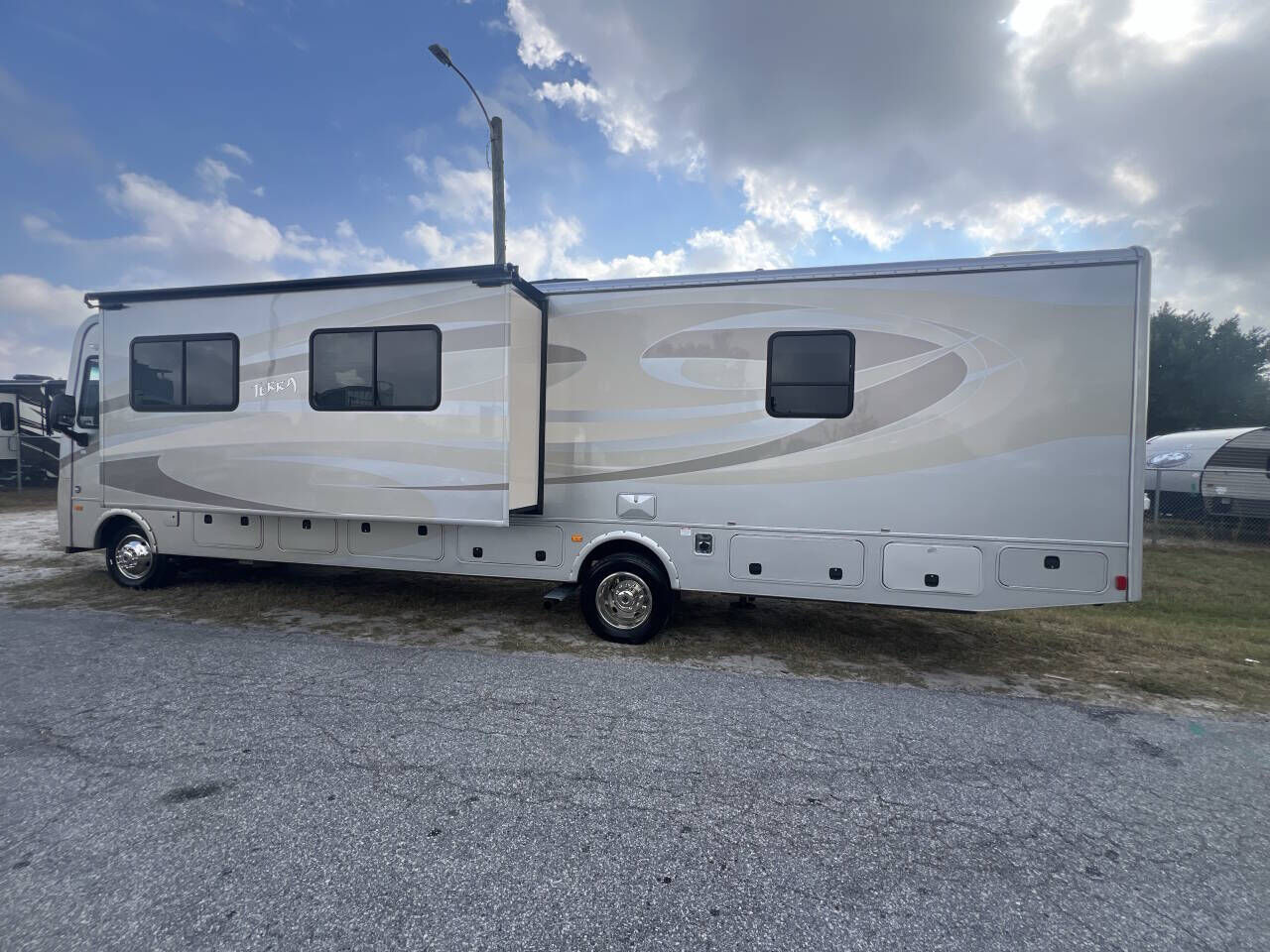 Ford Motorhome Chassis