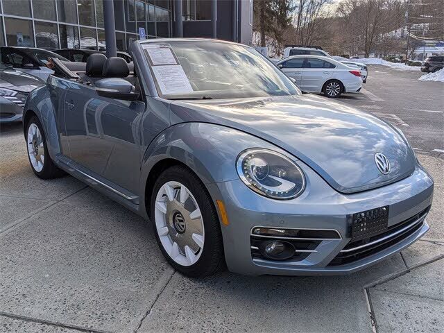 2019 VOLKSWAGEN Beetle