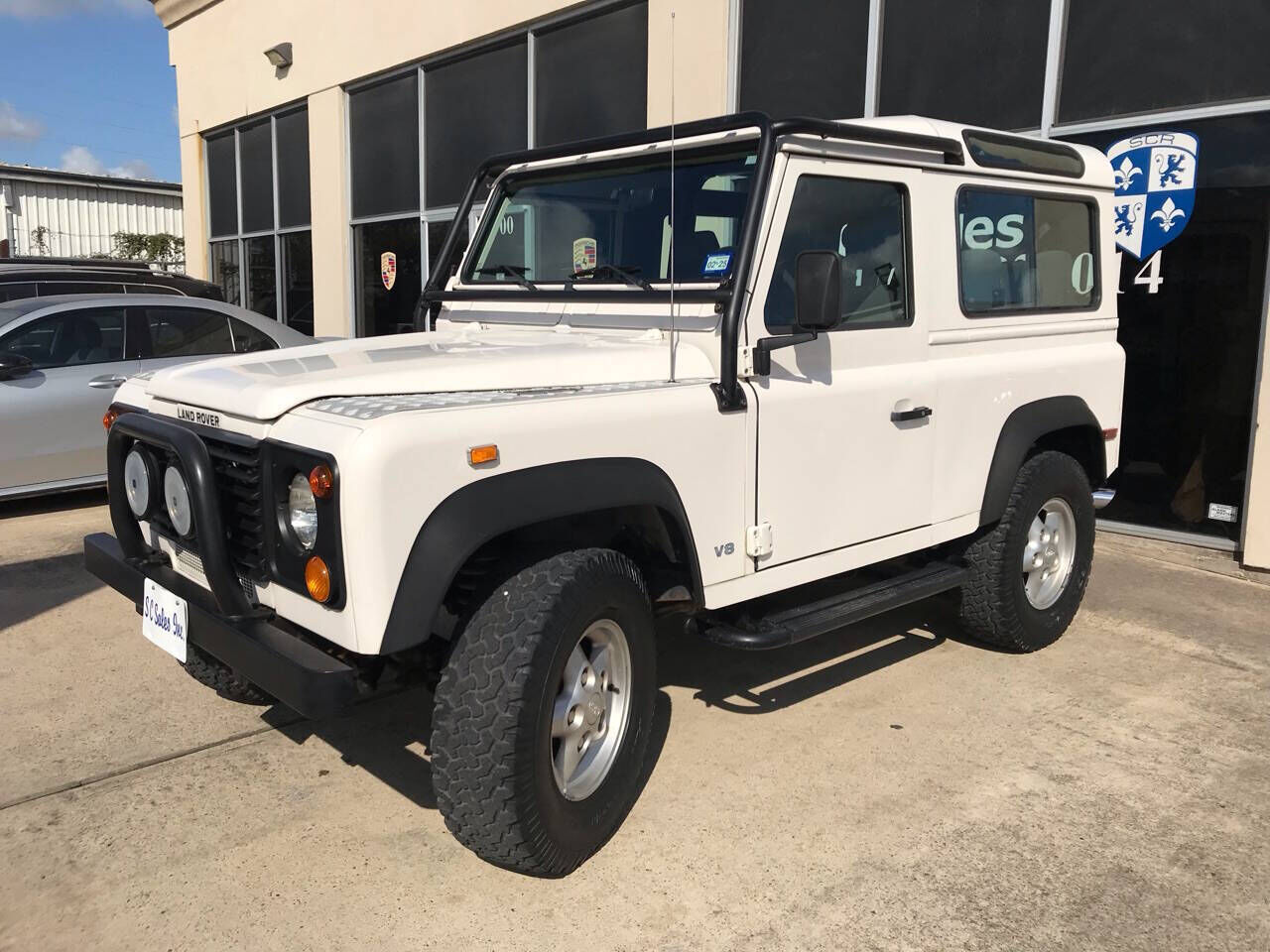 Land Rover Defender