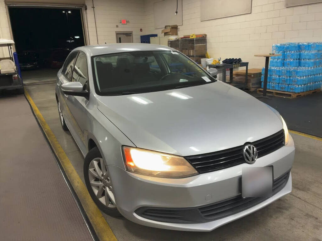 2012 VOLKSWAGEN Jetta