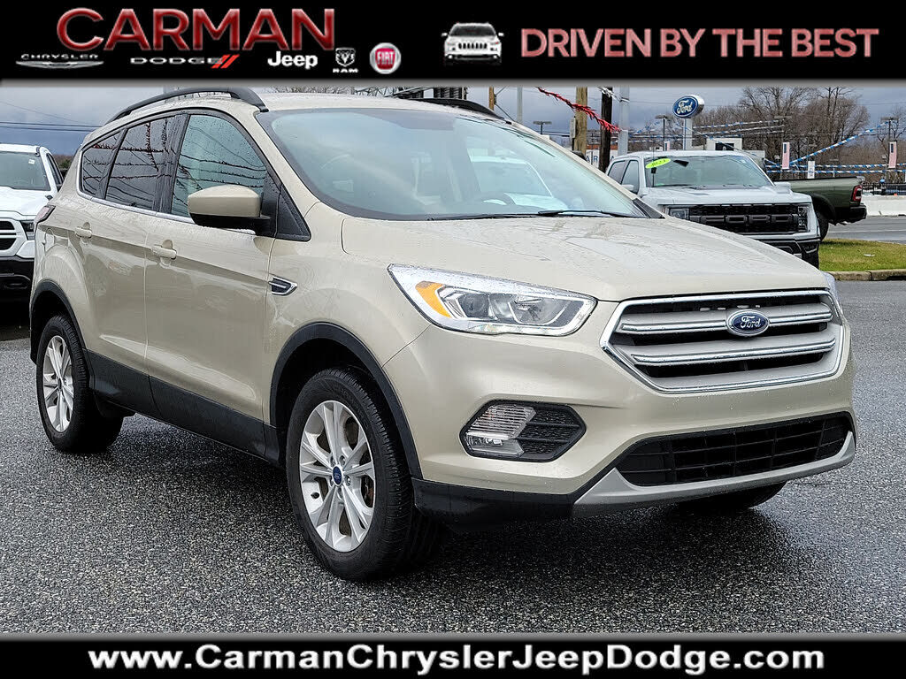 2017 FORD Escape