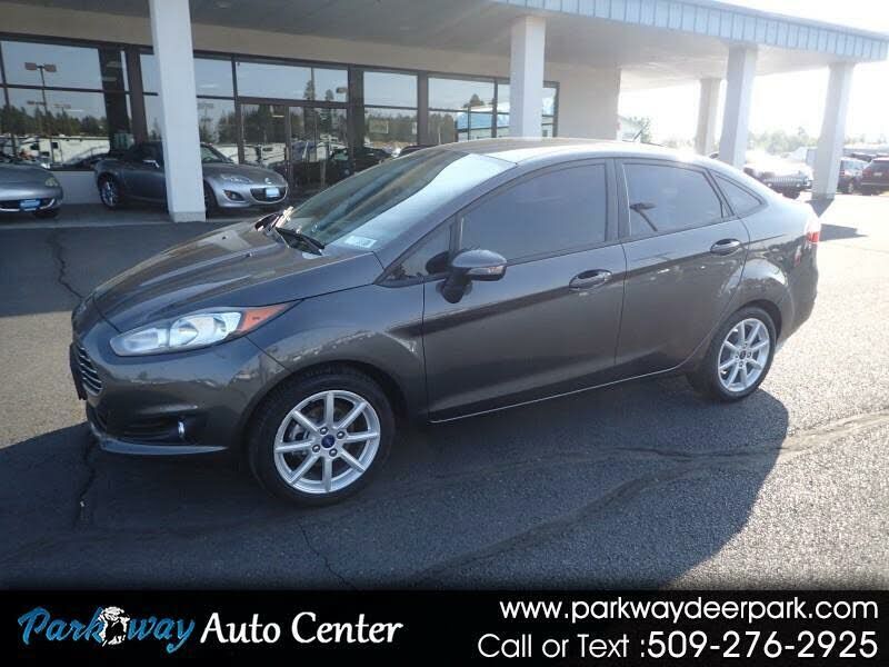 2015 FORD Fiesta