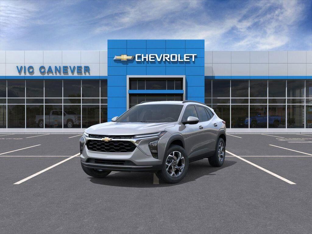 2026 CHEVROLET Trax