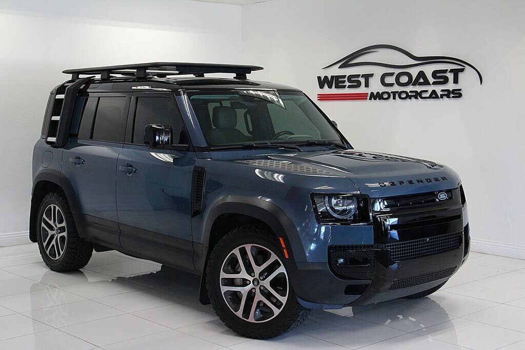 2020 LAND ROVER Defender