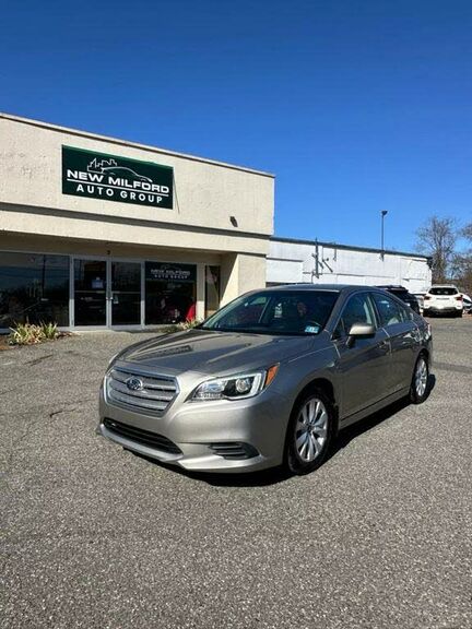 2015 SUBARU Legacy