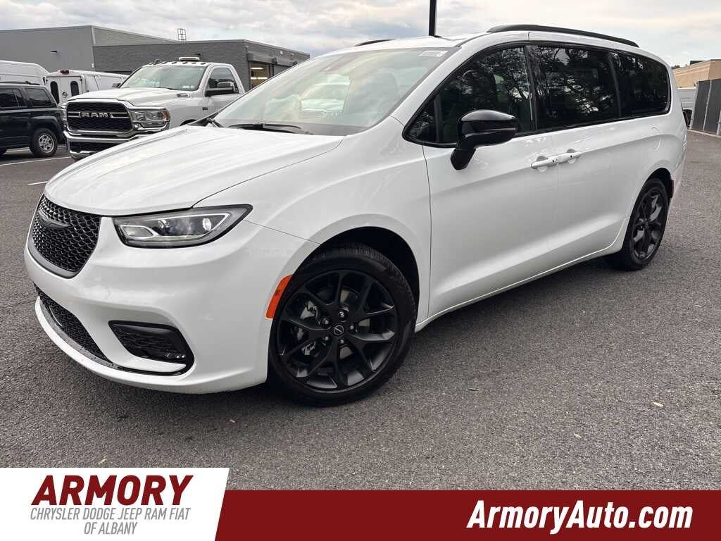 2026 CHRYSLER Pacifica