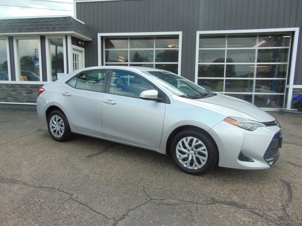 2017 TOYOTA Corolla