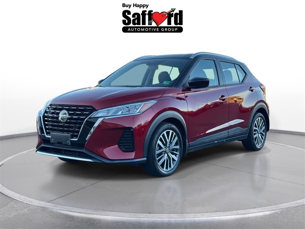 2021 NISSAN Kicks