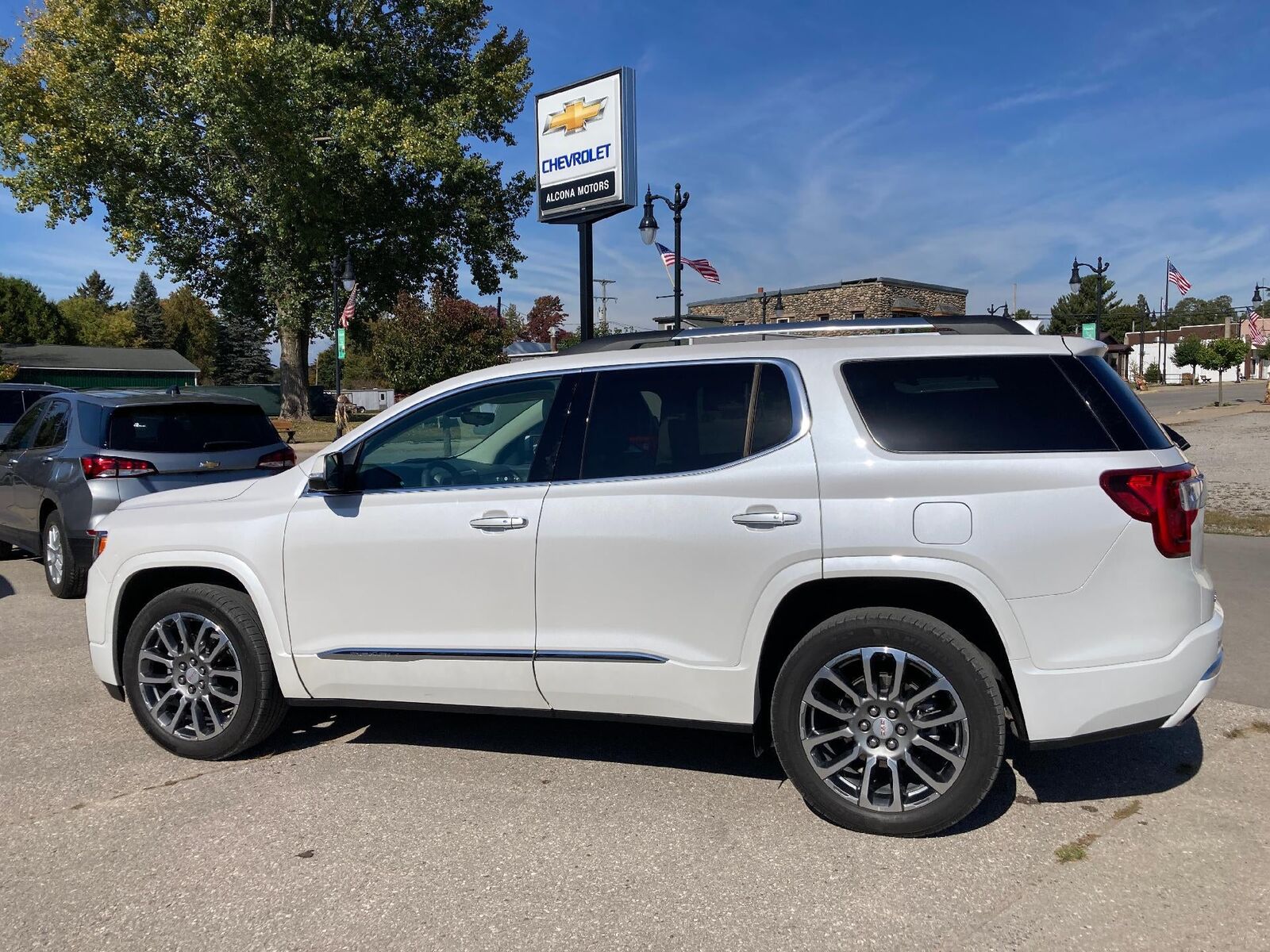 2023 GMC Acadia