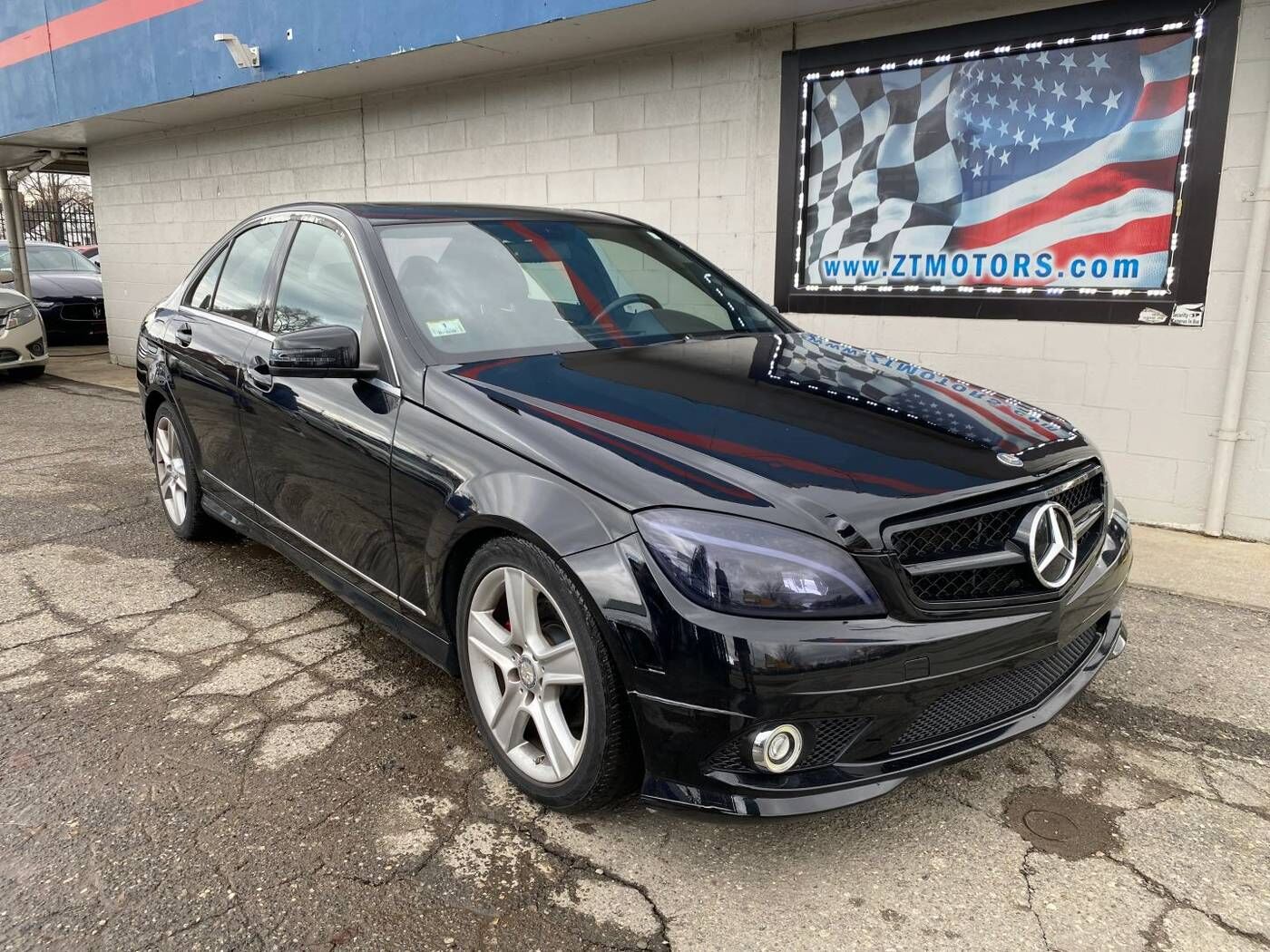 2011 MERCEDES-BENZ C-Class