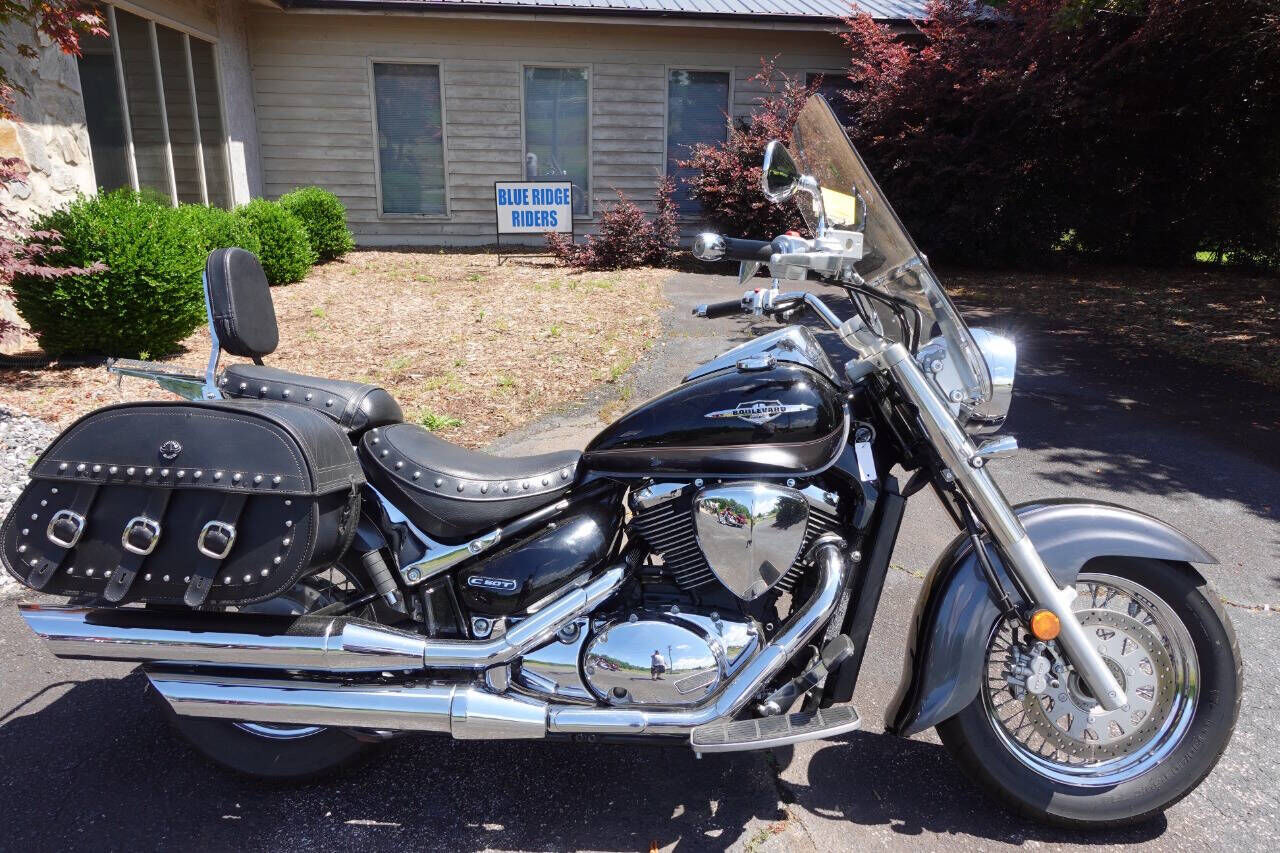Suzuki VL800/VL800C/VL800T