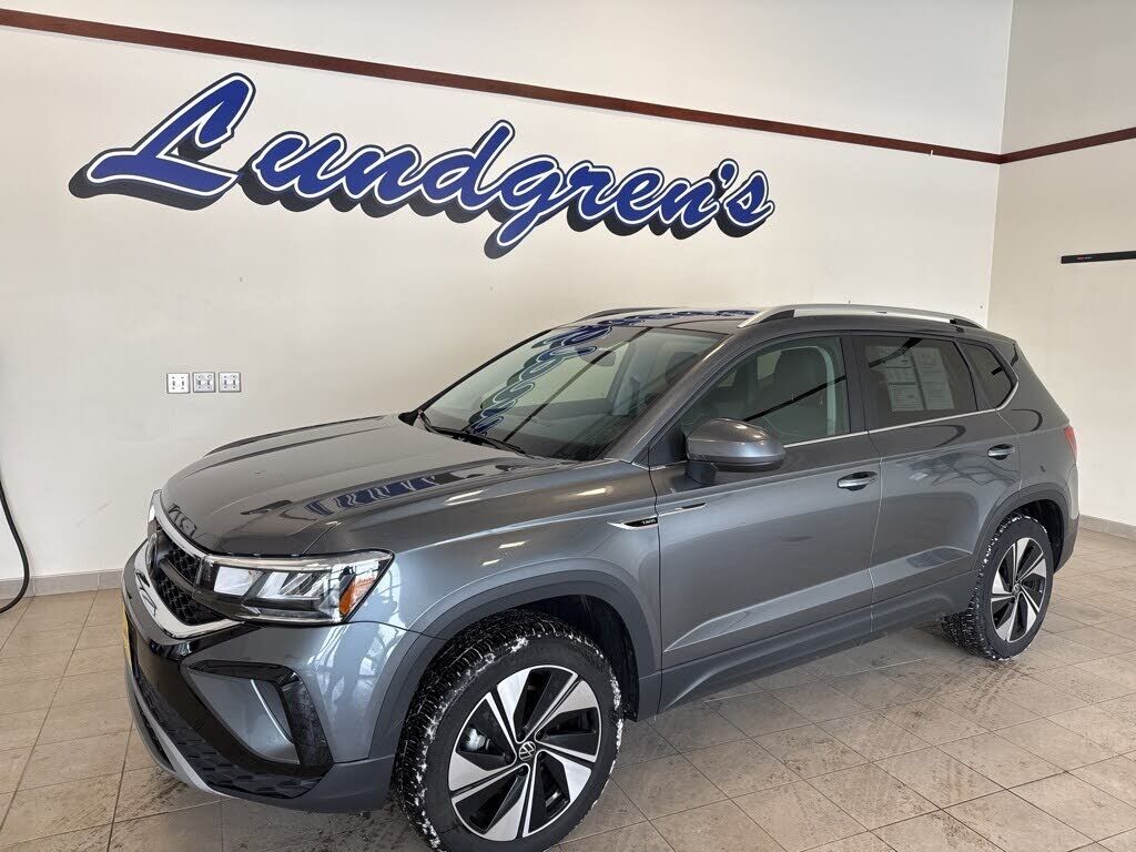 2024 VOLKSWAGEN Taos 4Motion