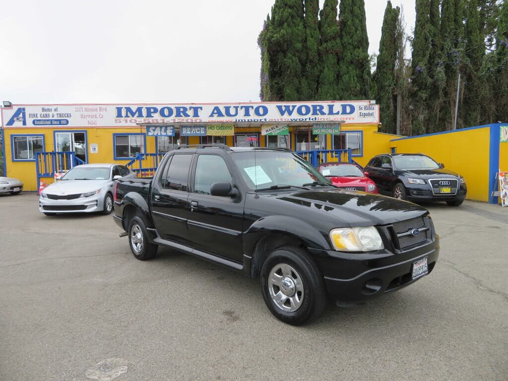 2004 FORD Explorer