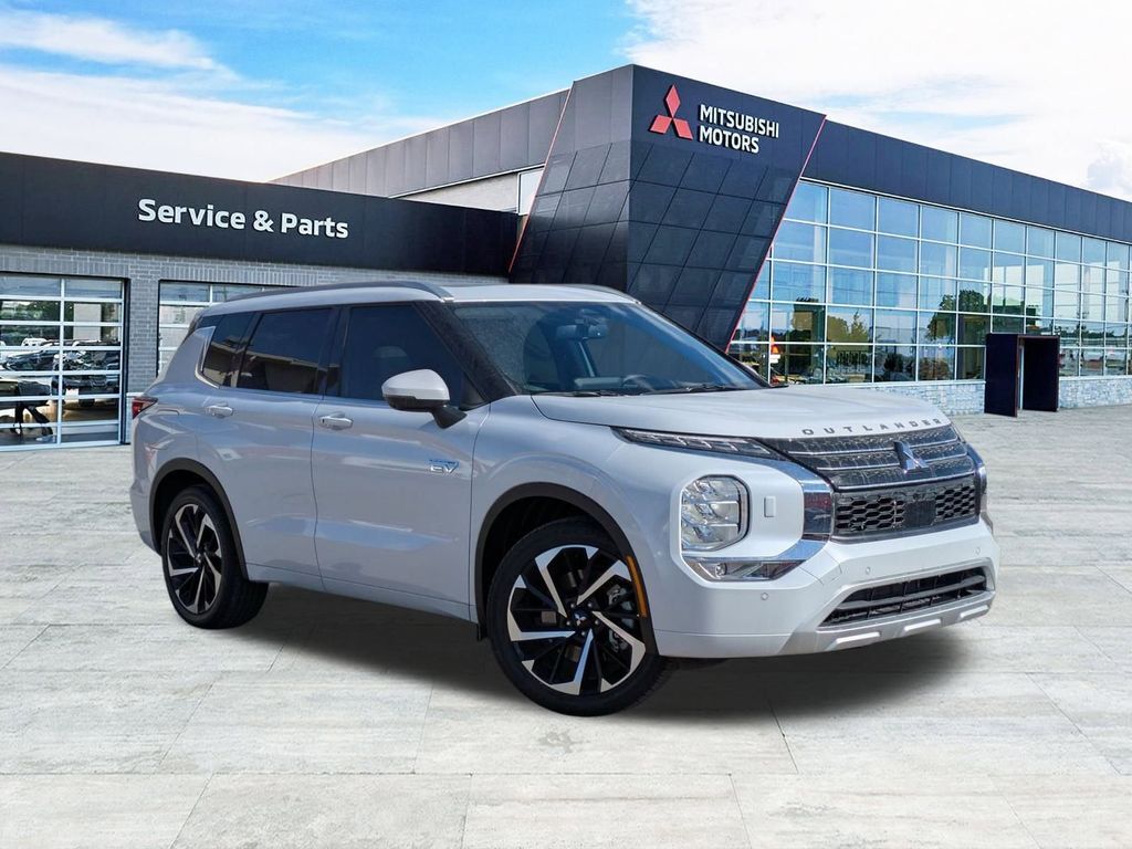 2025 MITSUBISHI Outlander