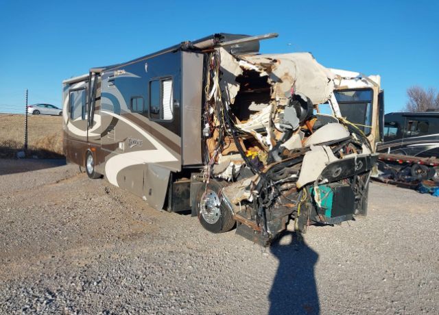 2007 FREIGHTLINER XC-S Straight Rail Rear Engine Motor Home Chassis