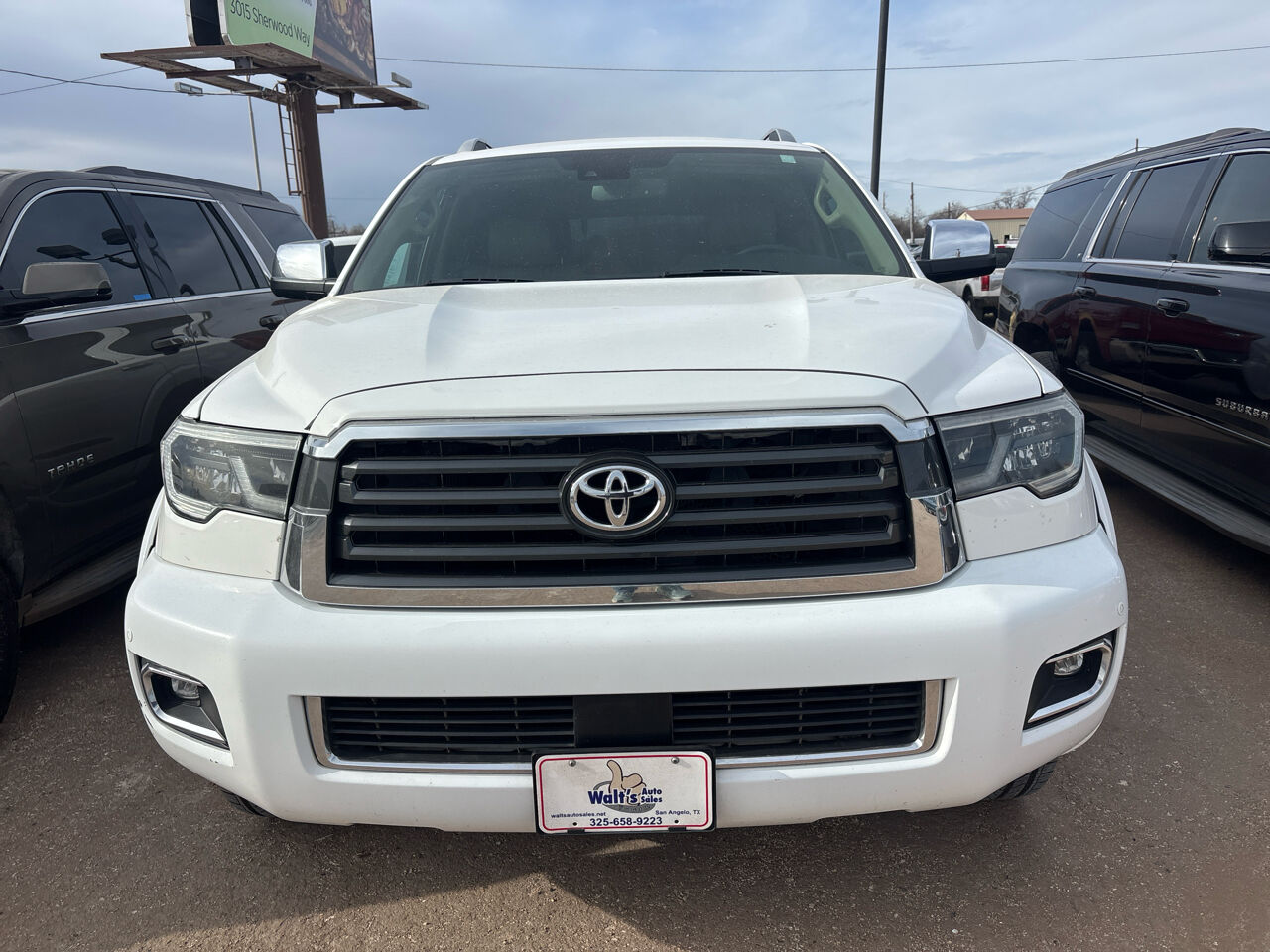 2018 TOYOTA Sequoia