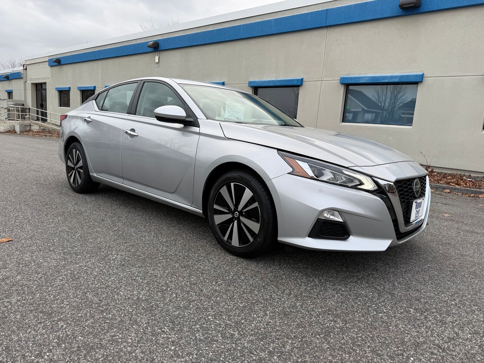 2022 NISSAN Altima