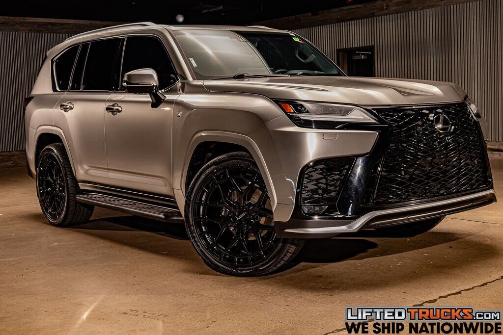 2022 LEXUS LX