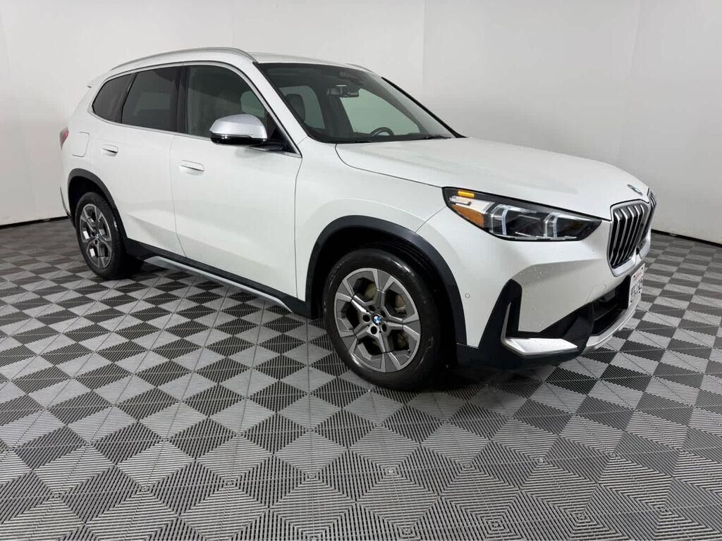 2023 BMW X1