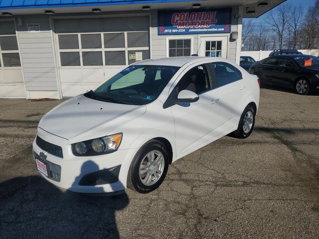 2016 CHEVROLET Sonic