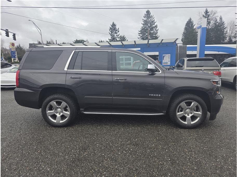 2017 CHEVROLET Tahoe
