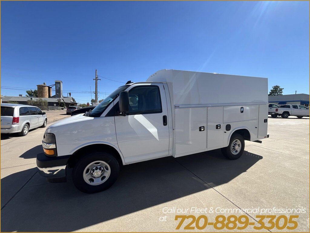 2025 CHEVROLET Express