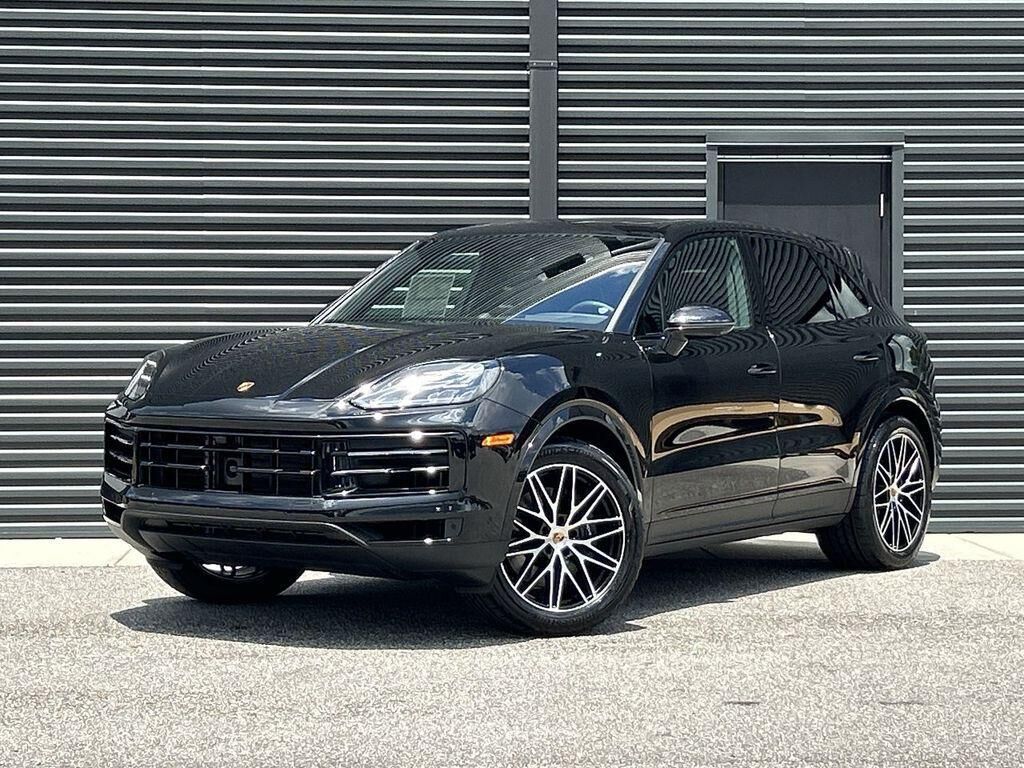 2025 PORSCHE Cayenne