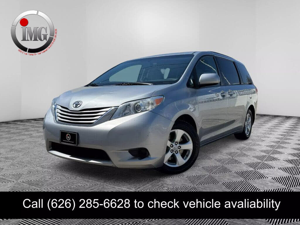 2015 TOYOTA Sienna