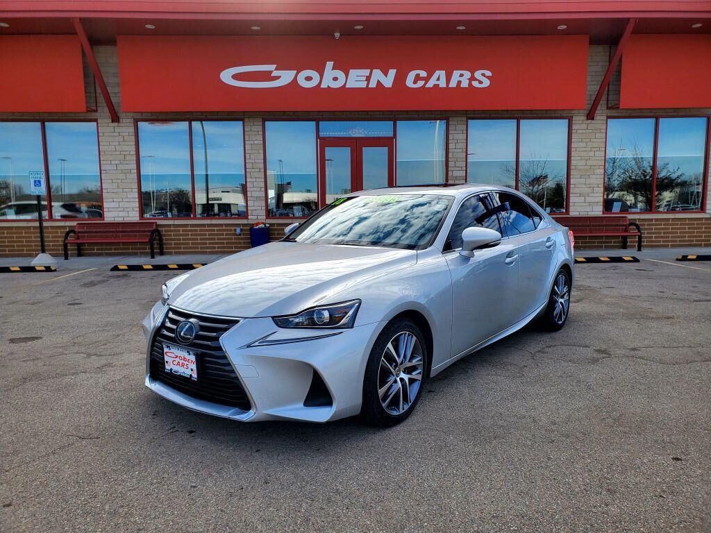 2018 LEXUS IS