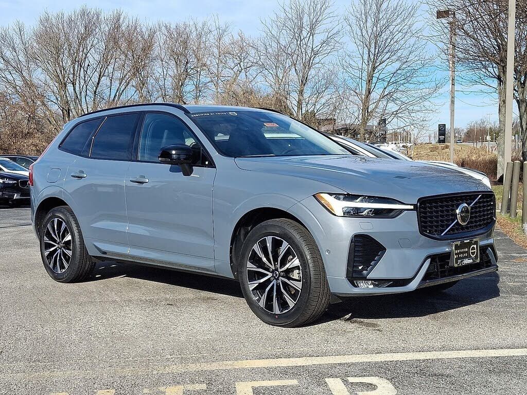 2023 VOLVO XC60