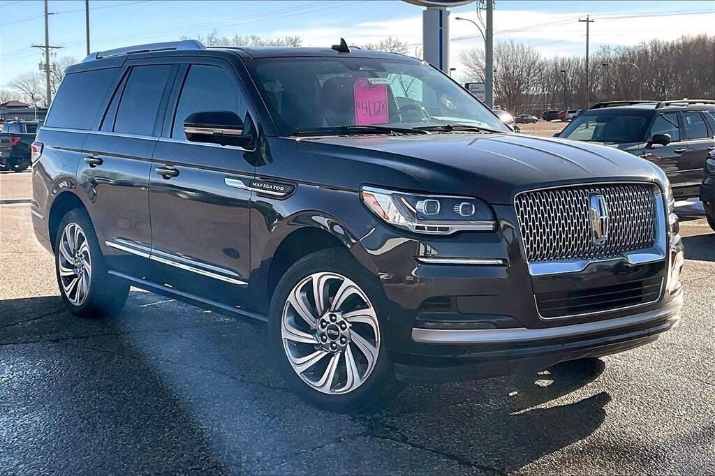 2023 LINCOLN Navigator