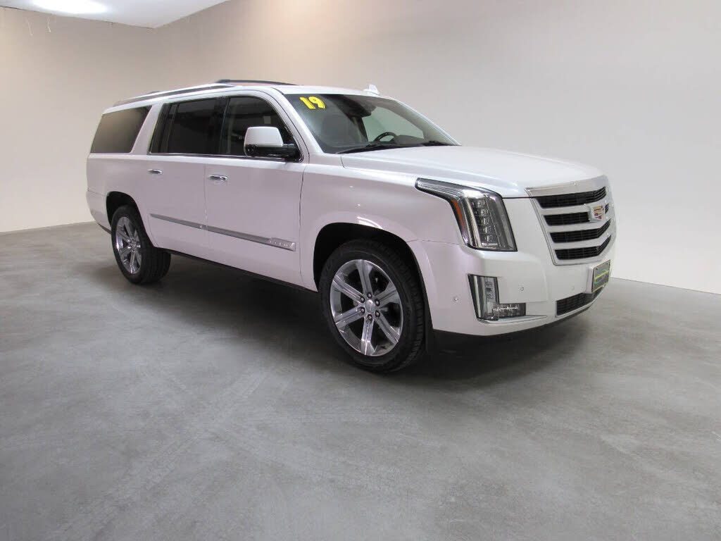 2019 CADILLAC Escalade ESV