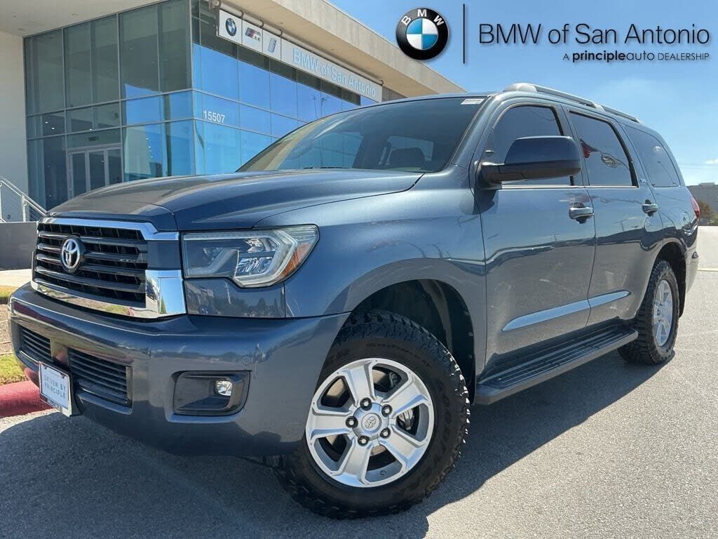 2018 TOYOTA Sequoia