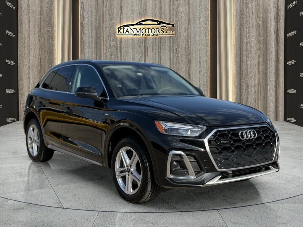 2024 AUDI Q5 e
