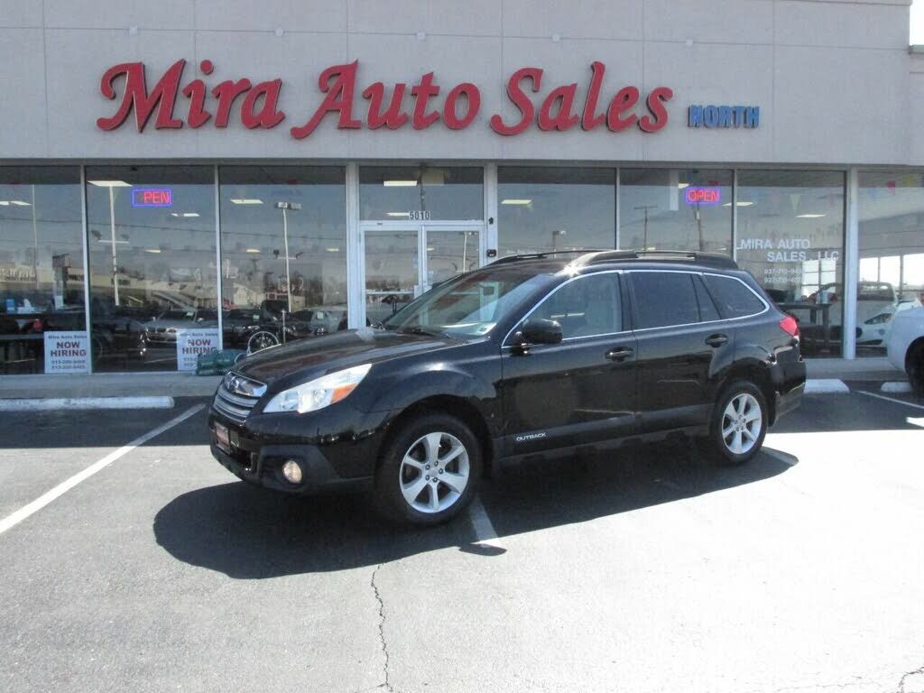 2013 SUBARU Outback