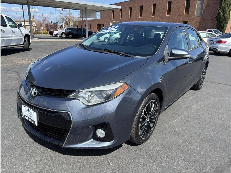 2015 TOYOTA Corolla