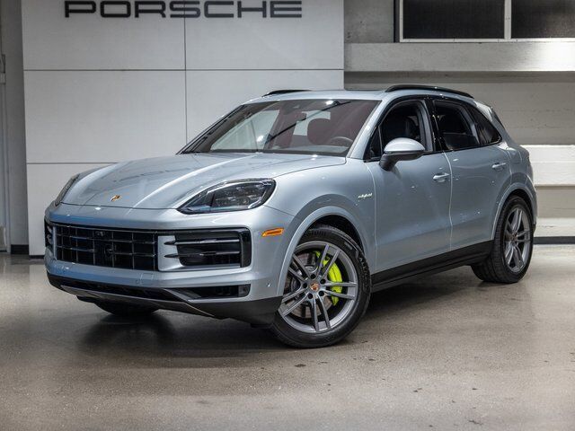 2026 PORSCHE Cayenne