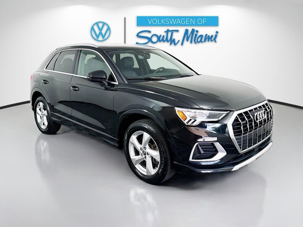 2019 AUDI Q3